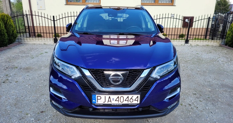 Nissan Qashqai cena 77900 przebieg: 104000, rok produkcji 2018 z Jarocin małe 137